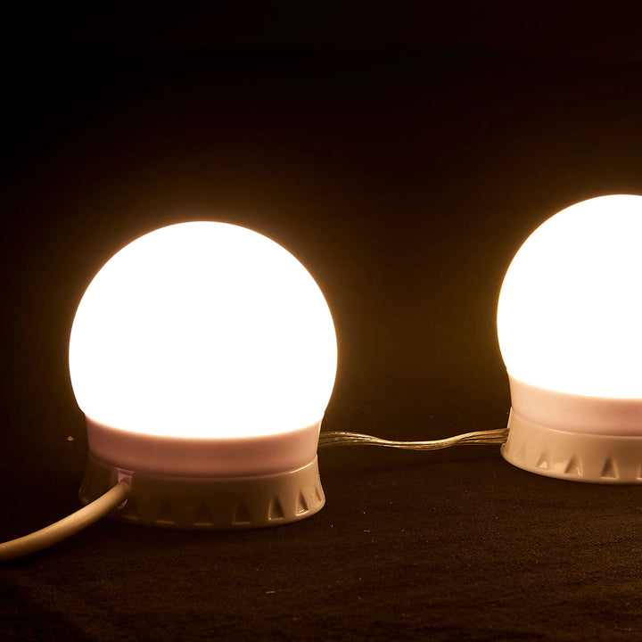 Bulbs for Dressing Table