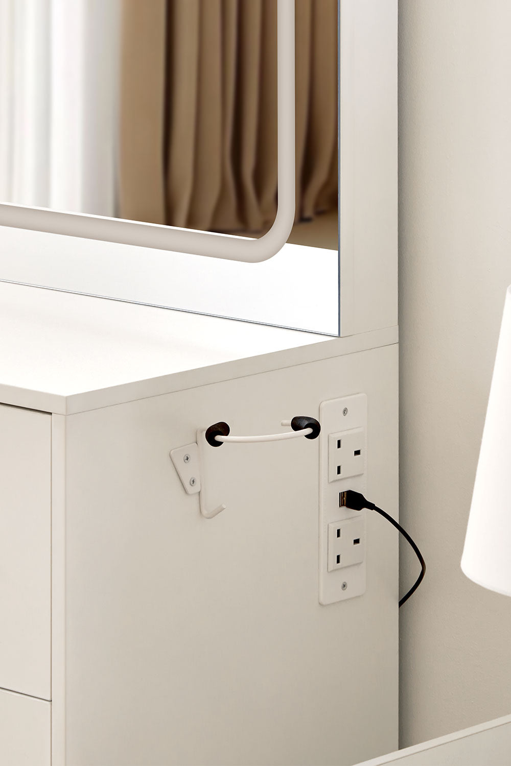 Hollywood LED Light Dressing Table Set [Hairdryer Holder]