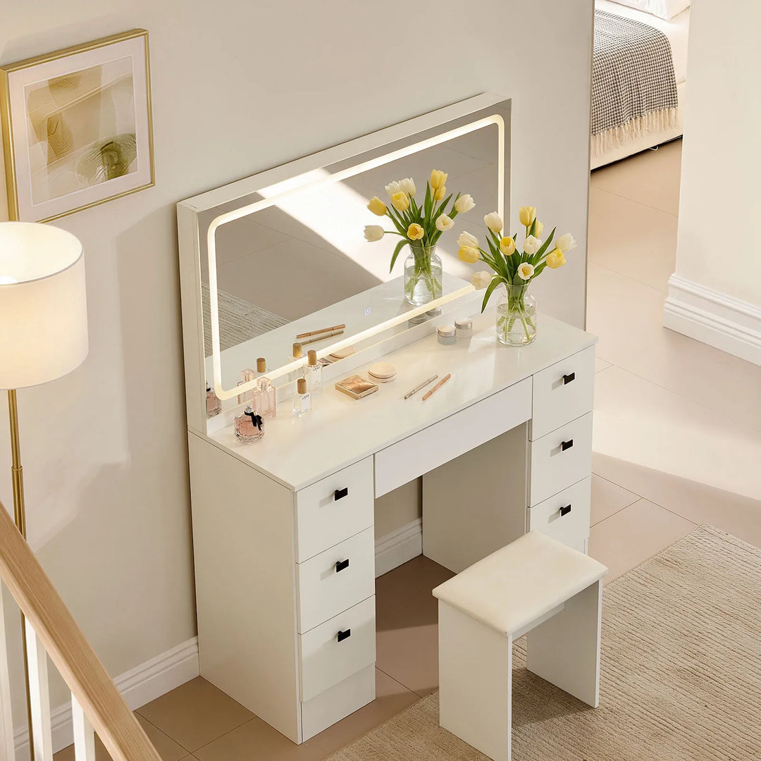 Milianna Hollywood White Dressing Table